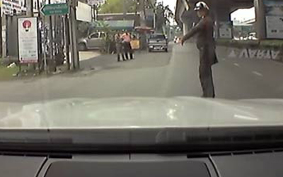 กล้องวงจรปิดเล็กที่สุด ตำรวจ-ผู้ขับขี่รถยนต์แห่ใช้กล้องเป็นหลักฐานเด็ดจับผิดซึ่งกันและกัน